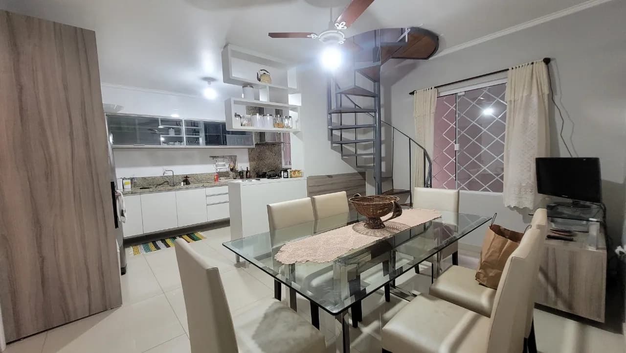 Casa para venda com 5 dormitórios em Côrrego Grande com 262 m² — foto 4