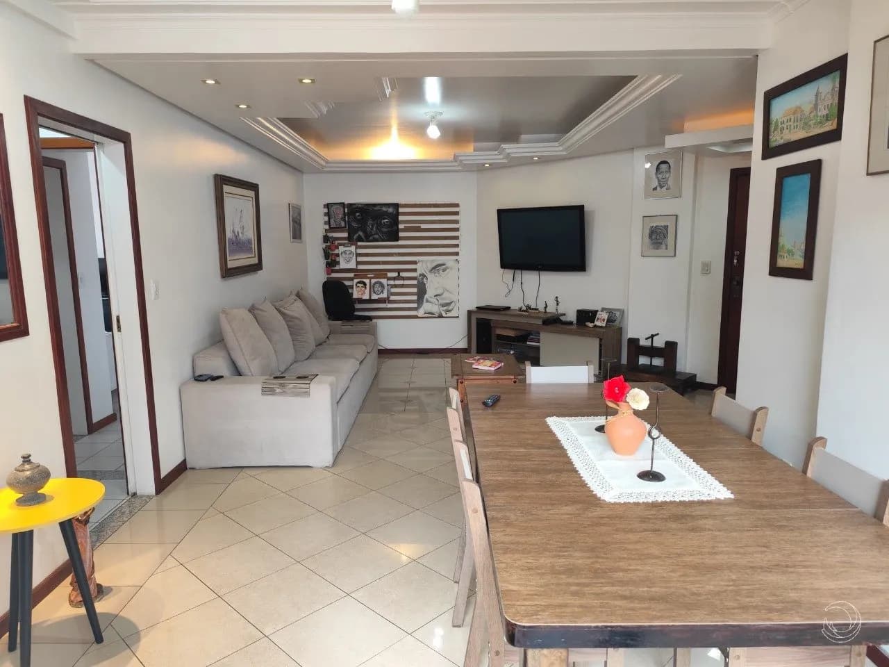 Apartamento para venda com 3 dormitórios em Centro com 151 m² — foto principal