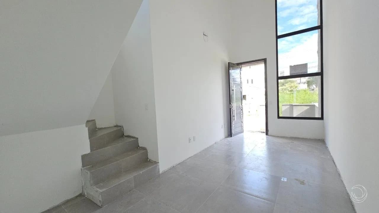 Casa para venda com 3 dormitórios em Carianos com 120 m² — foto 3