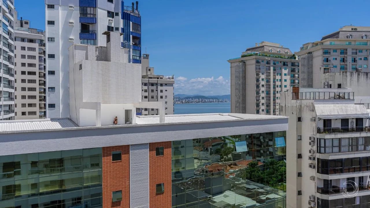 Apartamento para venda com 3 dormitórios em Agronômica com 106 m² — foto 4