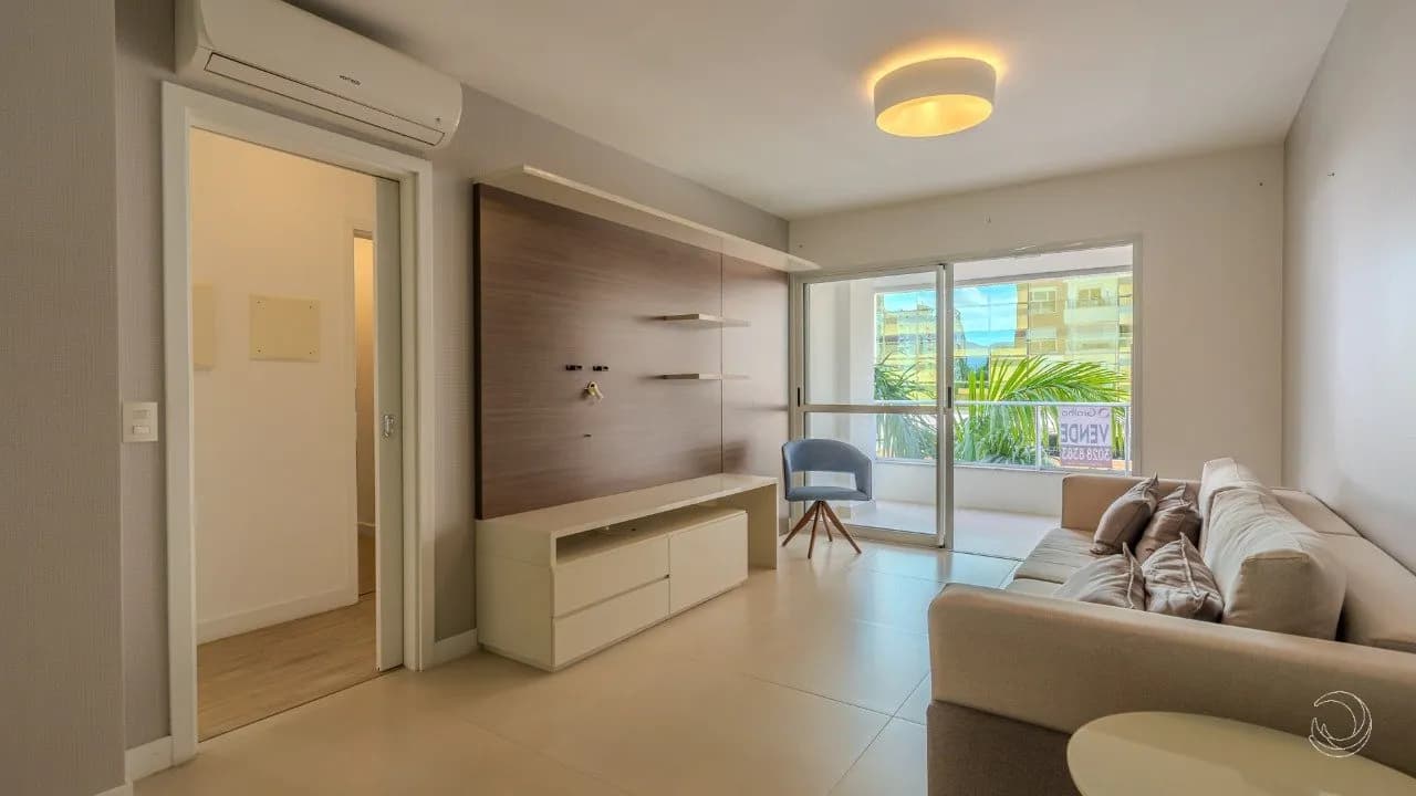 Apartamento para venda com 3 dormitórios em Agronômica com 106 m² — foto principal