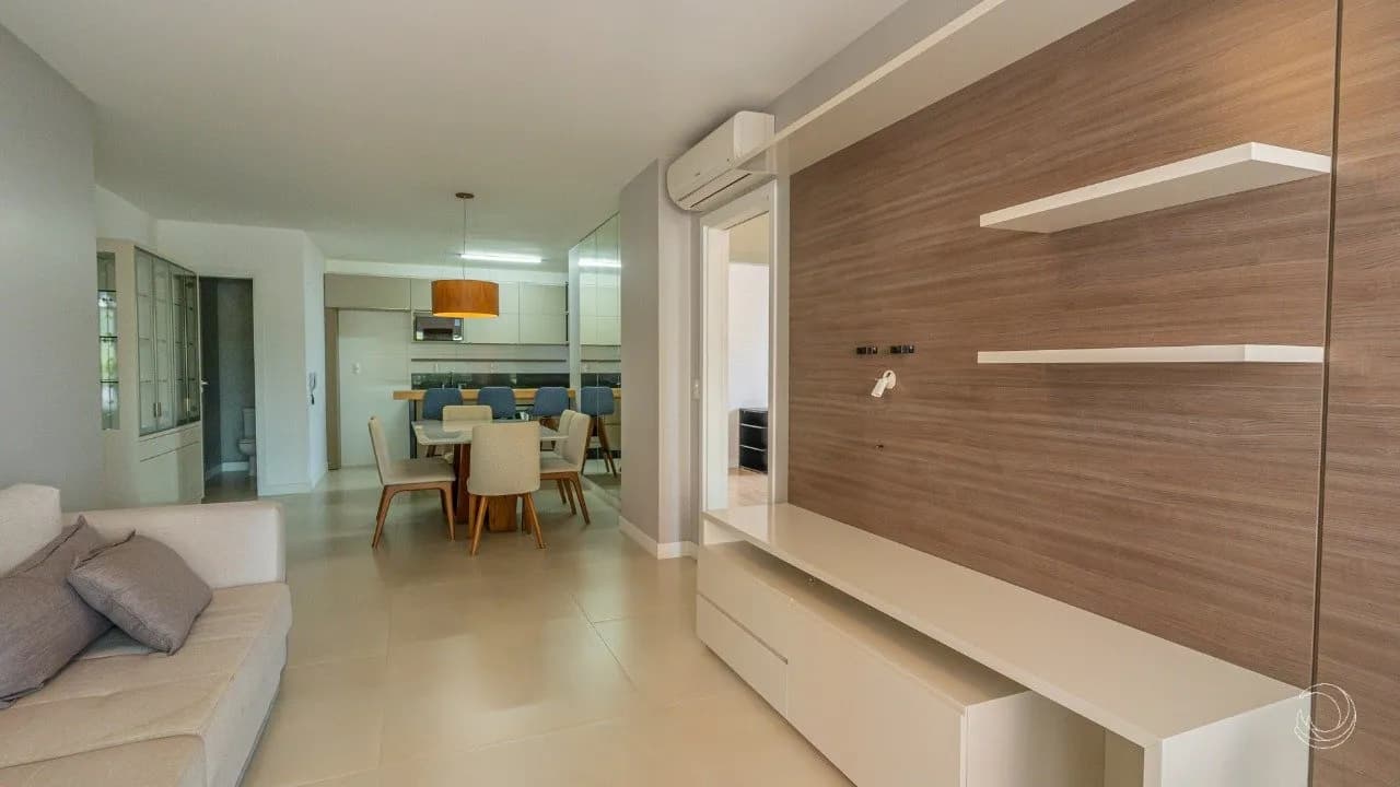 Apartamento para venda com 3 dormitórios em Agronômica com 106 m² — foto 2