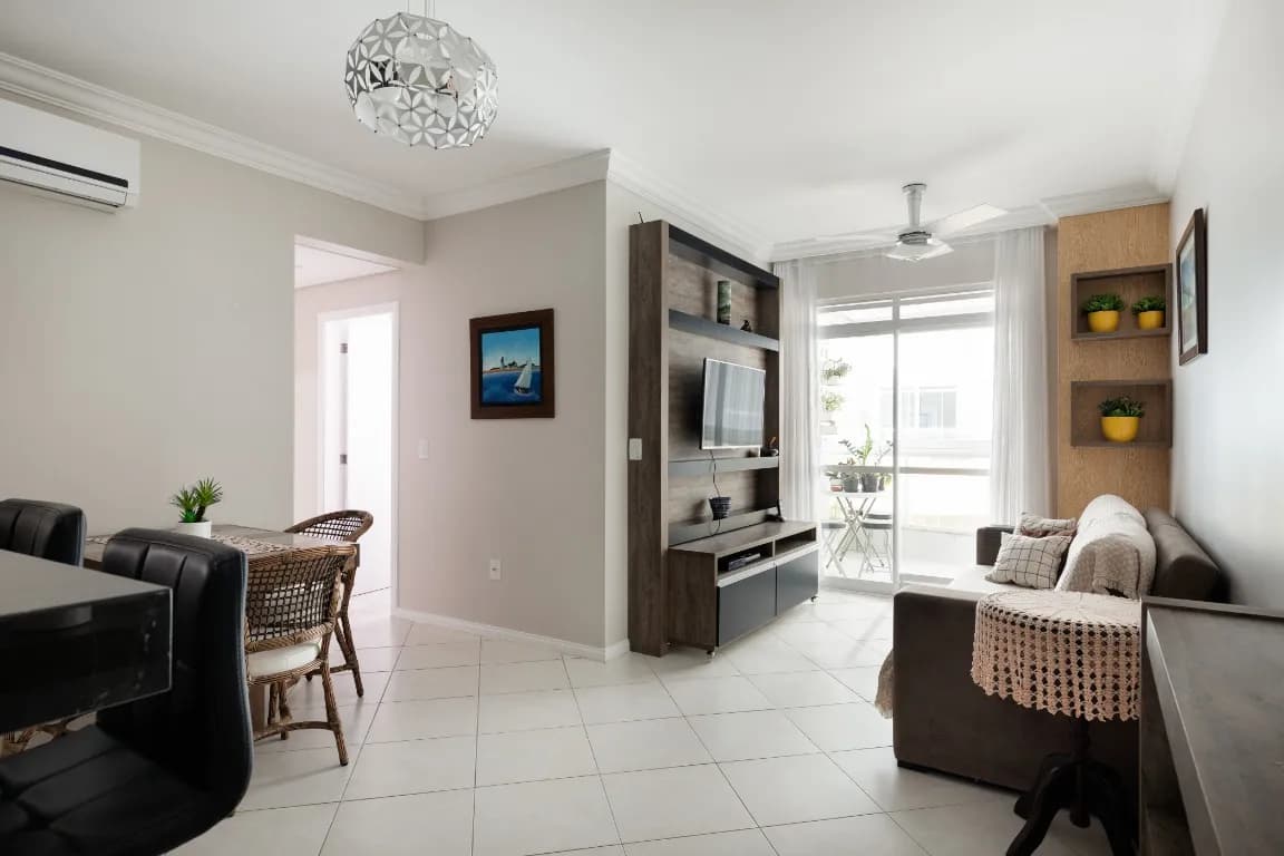 Apartamento para venda com 3 dormitórios em Ingleses Do Rio Vermelho com 74 m² — foto principal