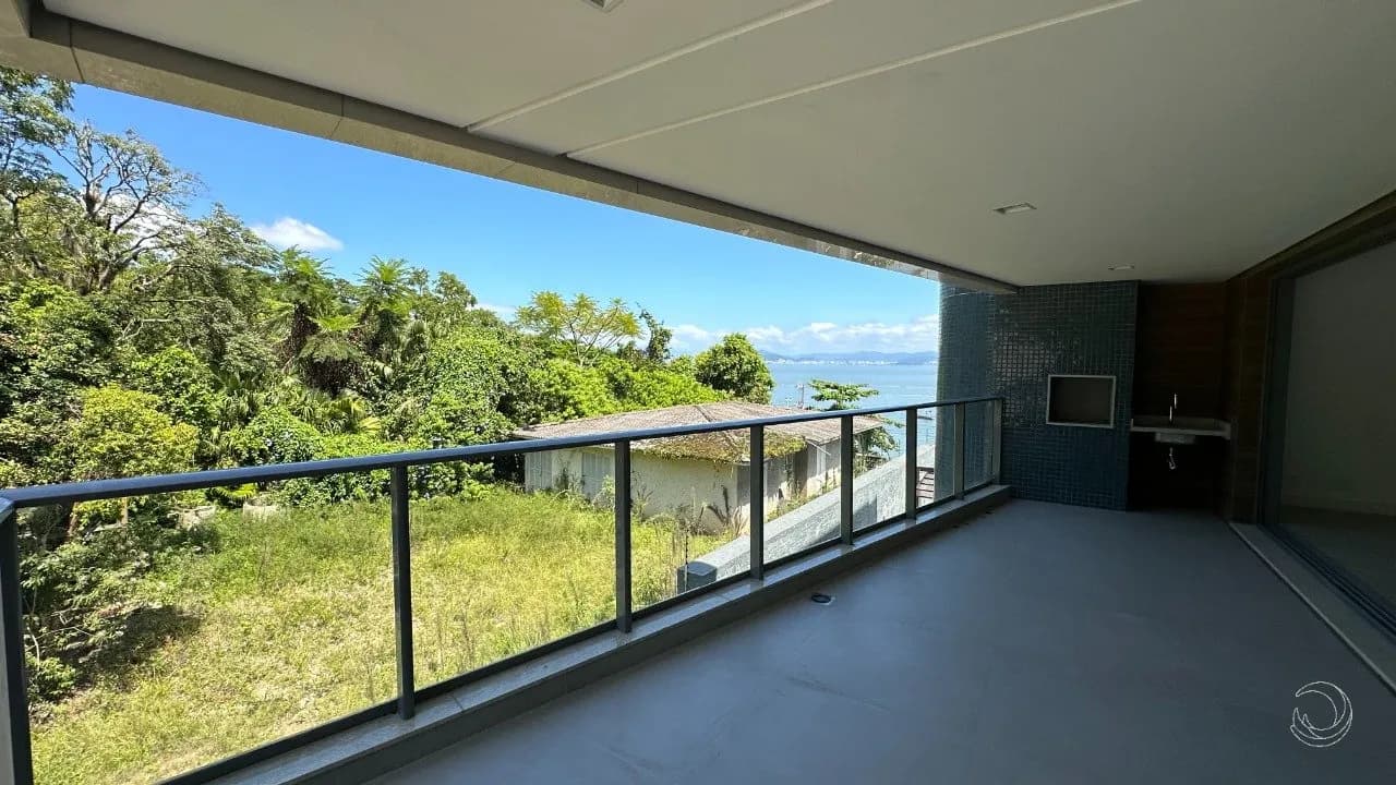Apartamento para venda com 3 dormitórios em Cacupé com 165 m² — foto principal