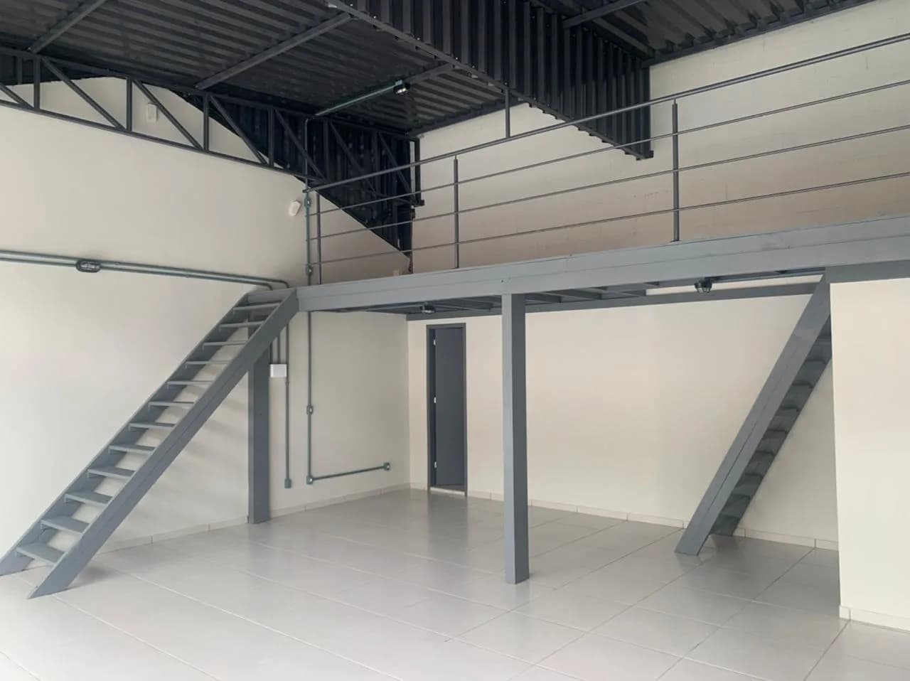 Casa comercial para venda em Saco Dos Limões com 184 m²