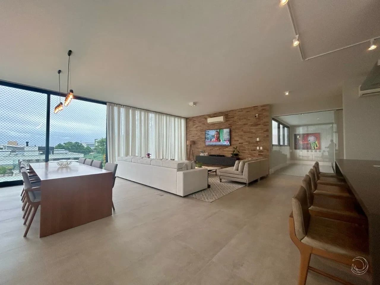 Casa para venda com 6 dormitórios em Cacupé com 560 m²