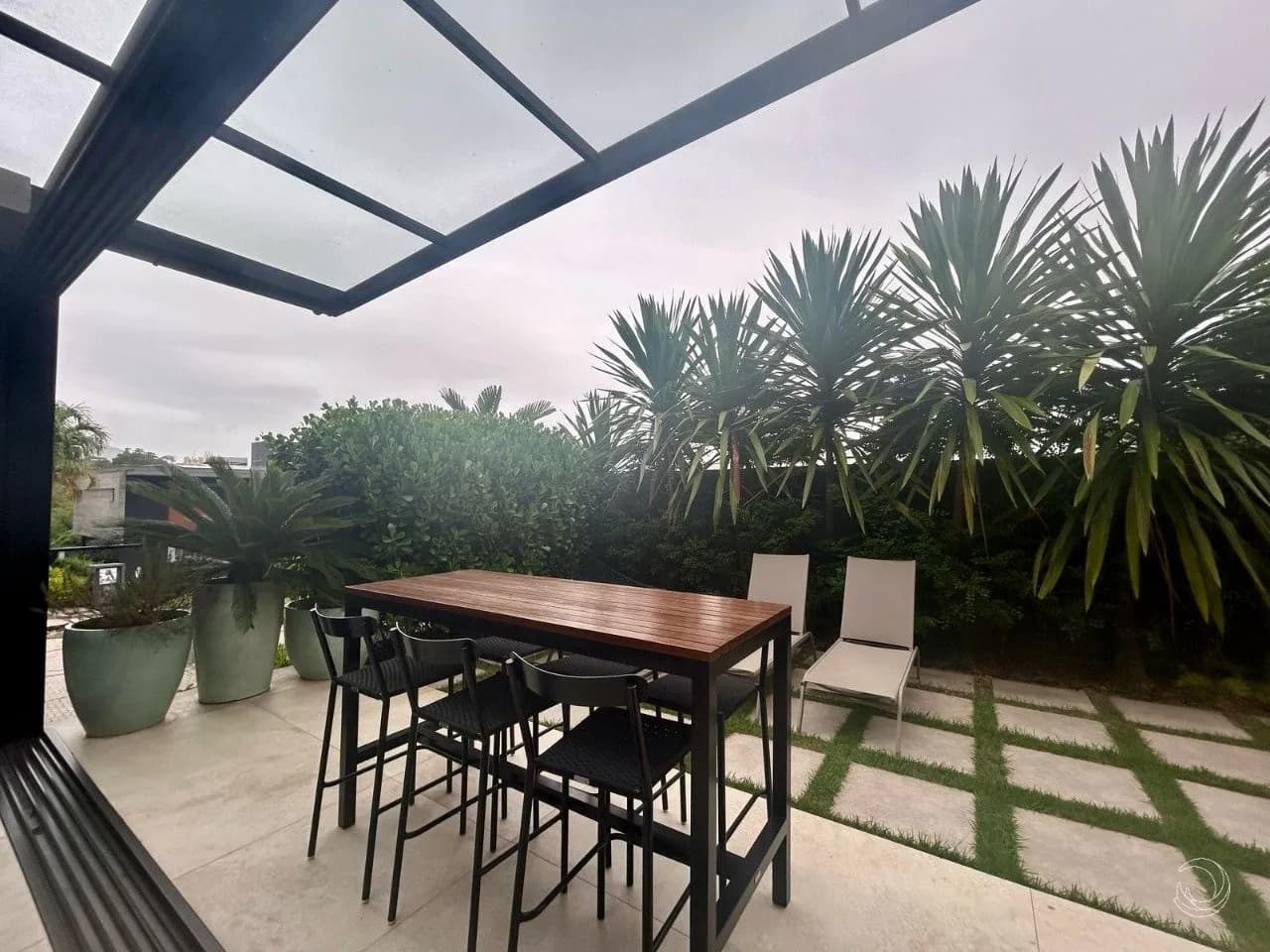 Casa para venda com 6 dormitórios em Cacupé com 560 m² — foto 4