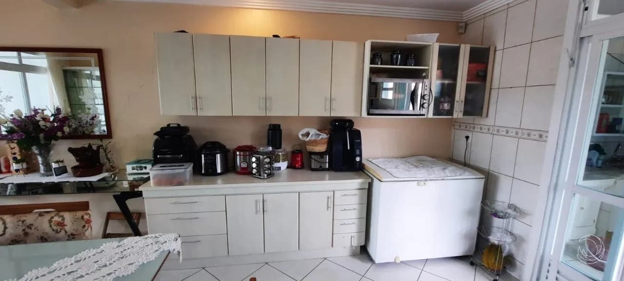 Casa para venda com 4 dormitórios em Praia De Fora com 190 m² — foto 4