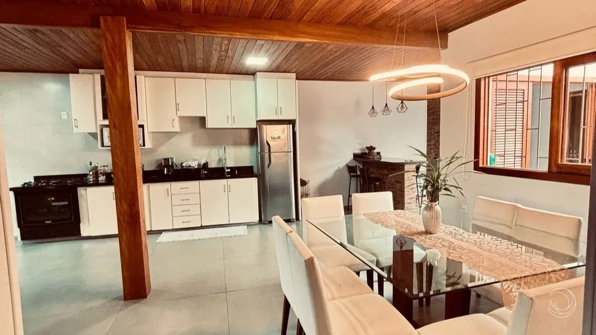Casa para venda com 2 dormitórios em Jardim Eldorado com 165 m²