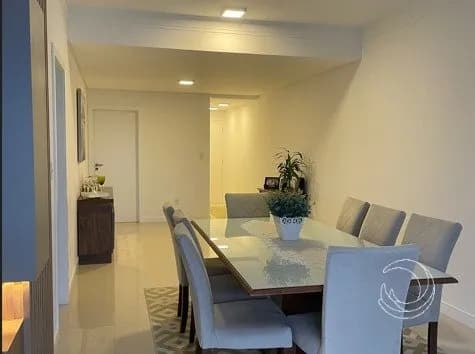 Apartamento para venda com 3 dormitórios em Centro com 179 m² — foto 2