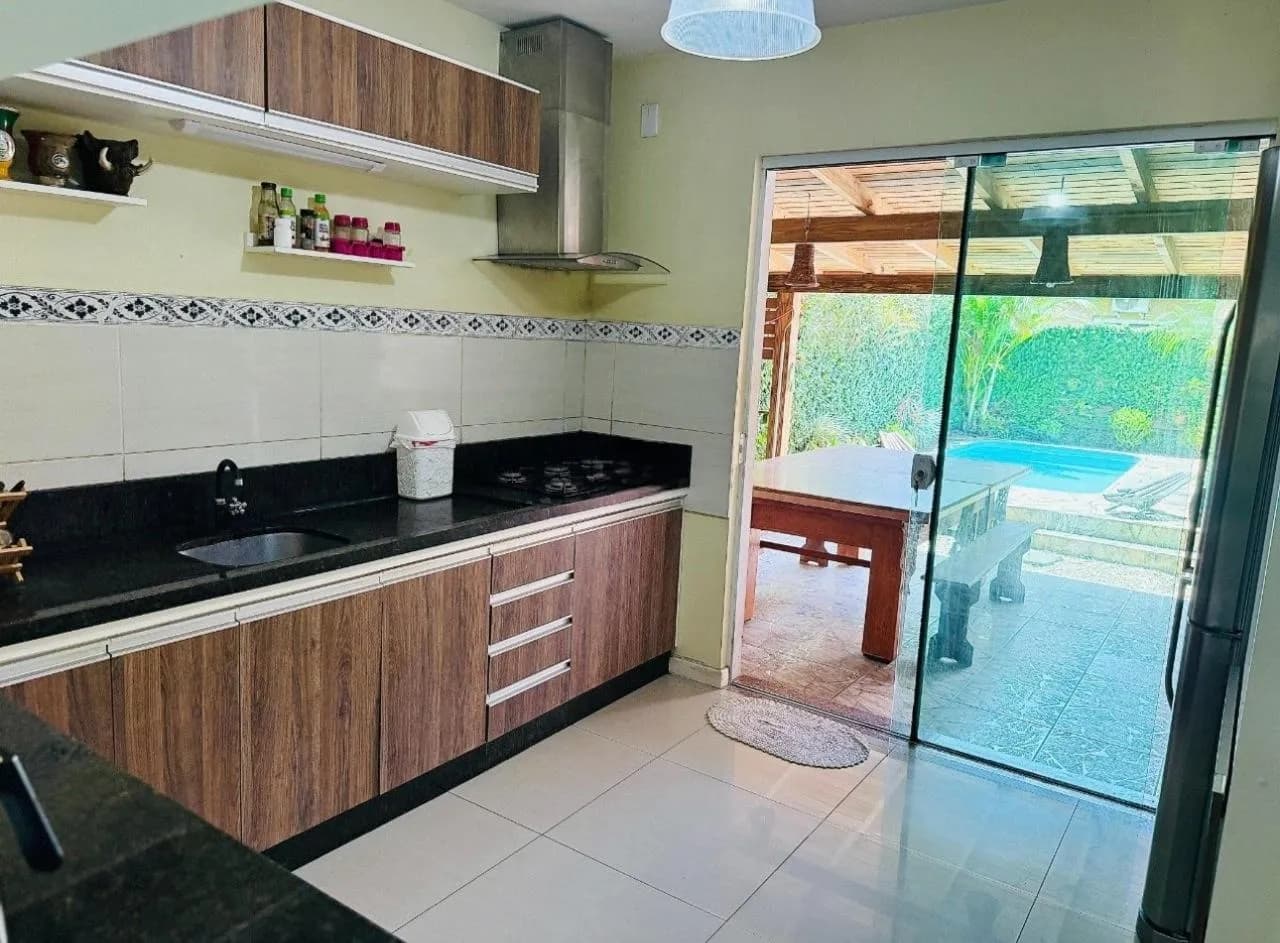Casa para venda com 2 dormitórios em Campeche com 121 m² — foto 2