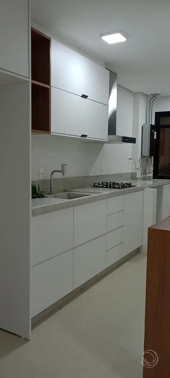 Apartamento para venda com 2 dormitórios em Coqueiros com 105 m² — foto 2