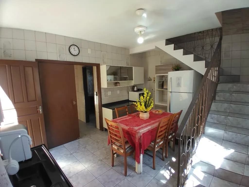 Casa para venda com 3 dormitórios em Saco Dos Limões com 168 m² — foto principal