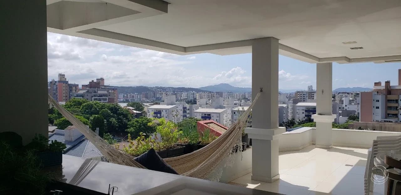 Casa para venda com 4 dormitórios em Itaguaçu com 505 m²