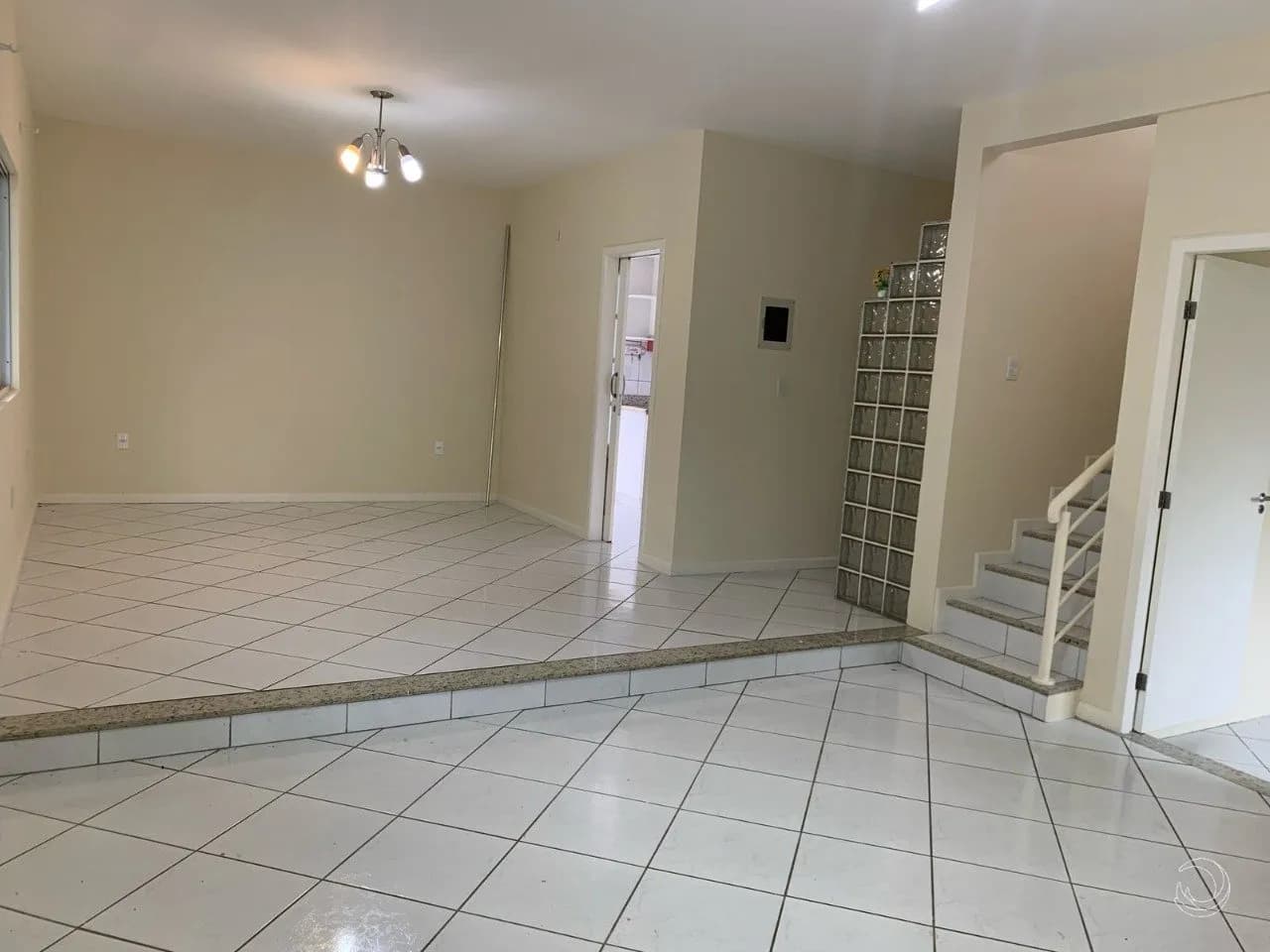 Casa para venda com 3 dormitórios em Pedra Branca com 232 m² — foto 2