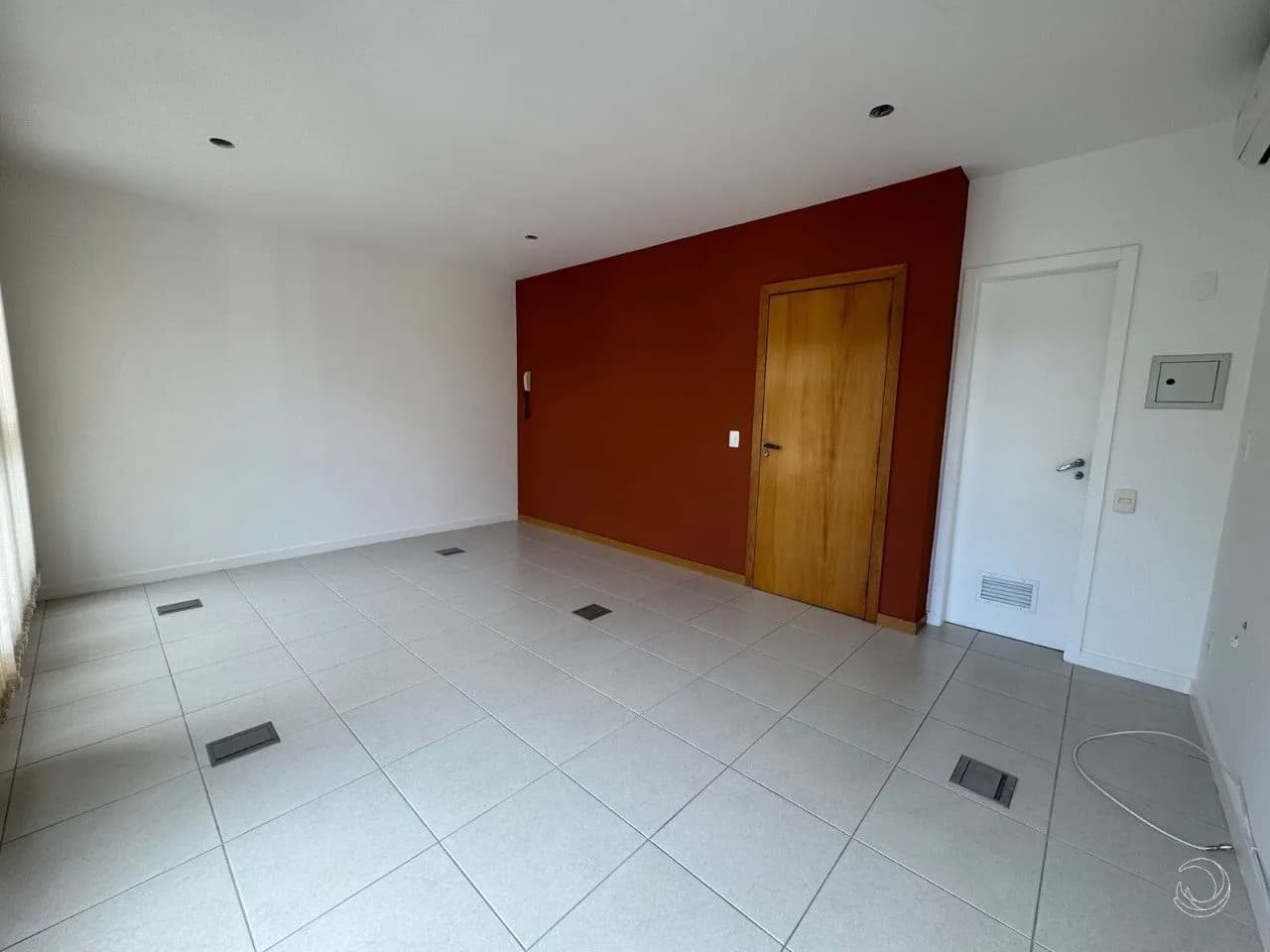 Sala comercial para venda em Trindade com 35 m² — foto 3