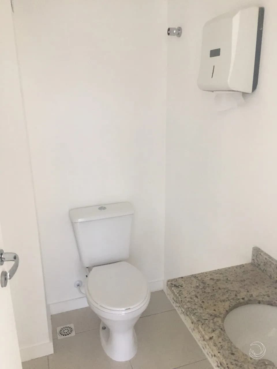 Sala comercial para venda em Trindade com 35 m² — foto 5