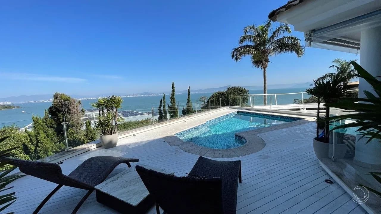 Casa para venda com 6 dormitórios em Cacupé com 991 m² — foto 2