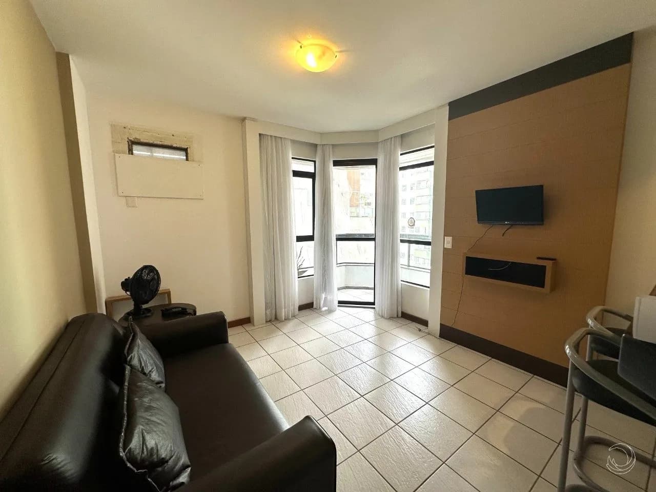 Apartamento para venda com 1 dormitório, em Centro com 44 m² — foto 4