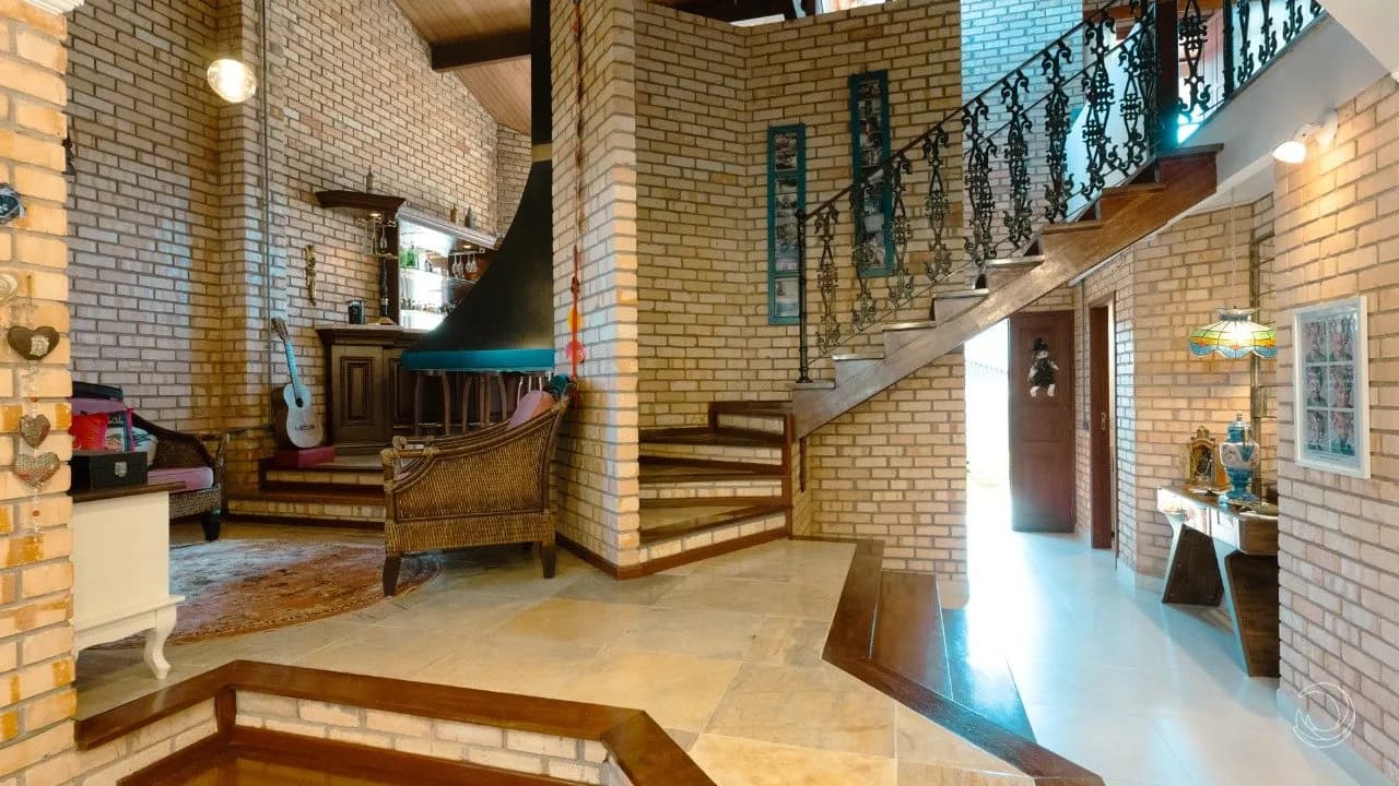 Casa para venda com 4 dormitórios em Pantanal com 225 m² — foto 4