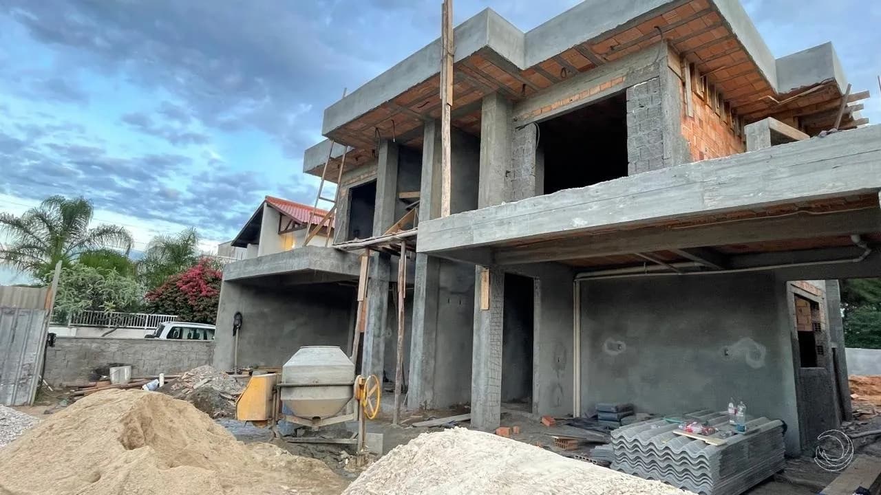 Casa para venda com 3 dormitórios em Ingleses Do Rio Vermelho com 175 m² — foto 4