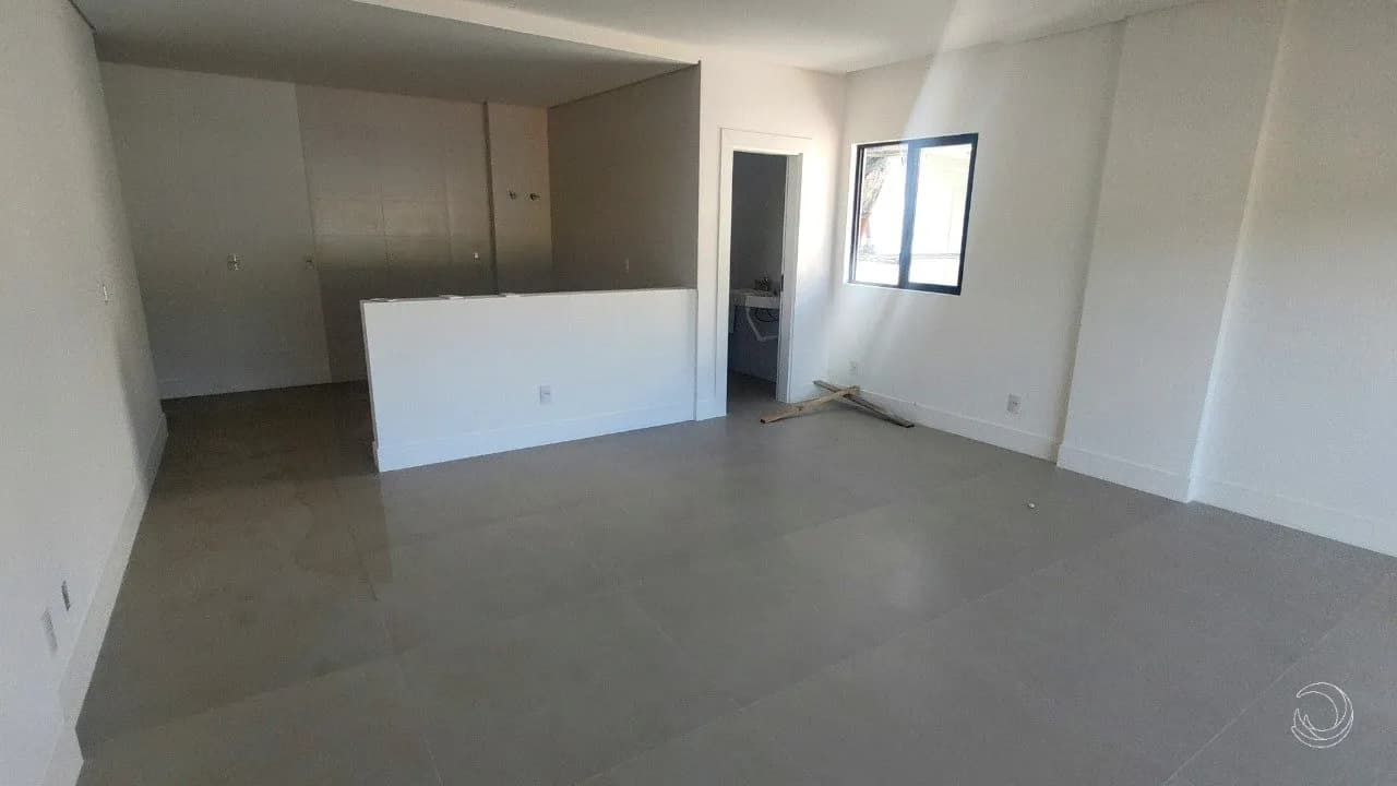 Apartamento para venda com 1 dormitório, em Saco Grande com 50 m² — foto 4