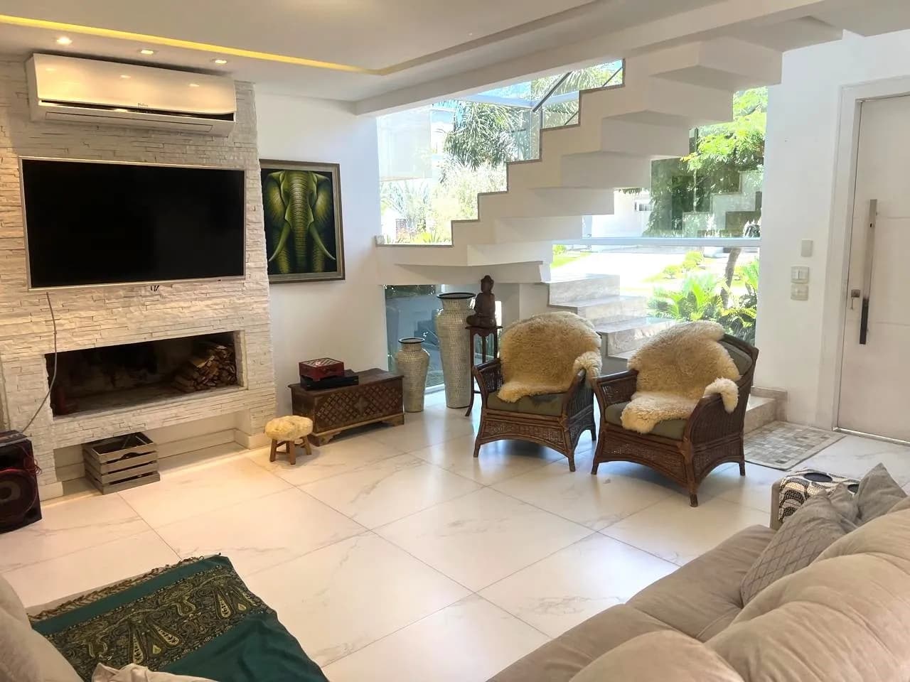 Casa para venda com 3 dormitórios em Rio Tavares com 302 m² — foto 2