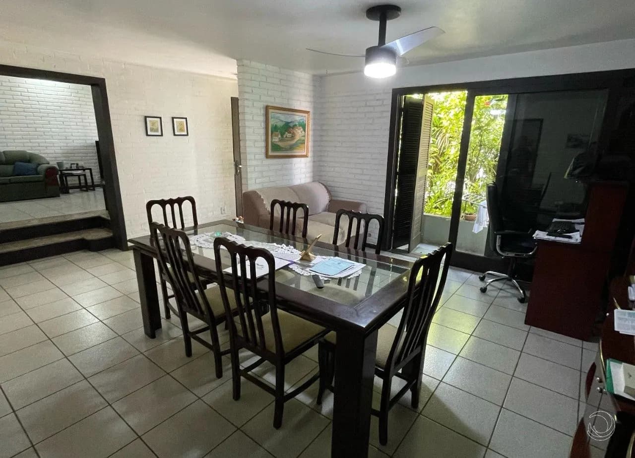 Casa para venda com 3 dormitórios em Carvoeira com 250 m² — foto 4