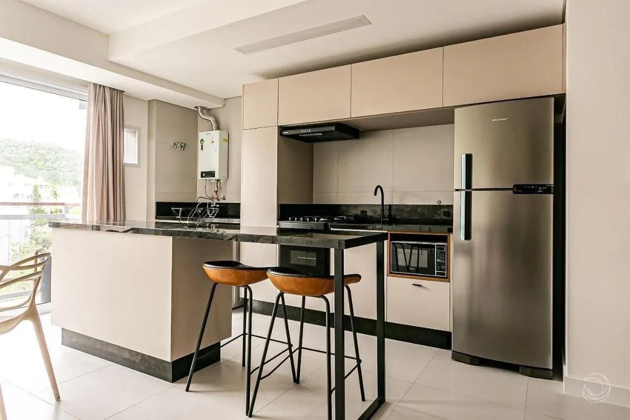 Apartamento para venda com 2 dormitórios em Jurerê com 80 m² — foto 4