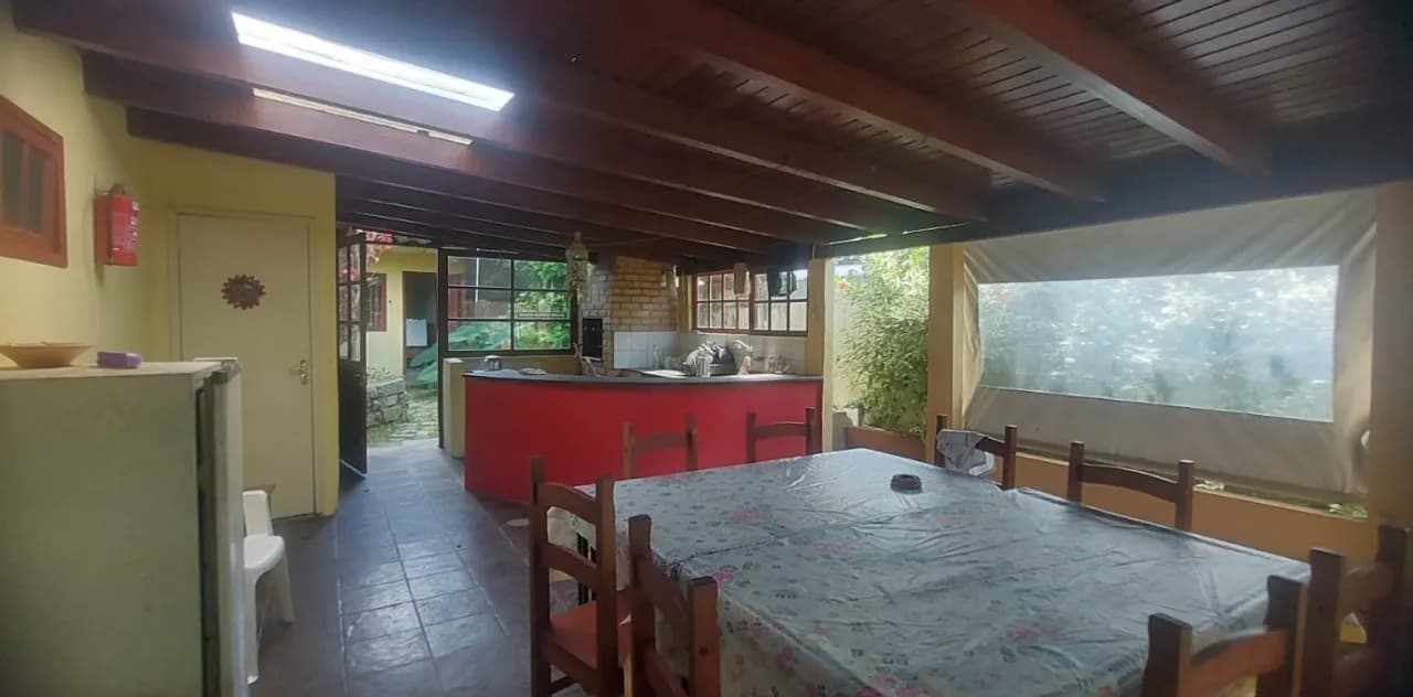 Casa para venda com 6 dormitórios em Campeche com 131 m² — foto 4