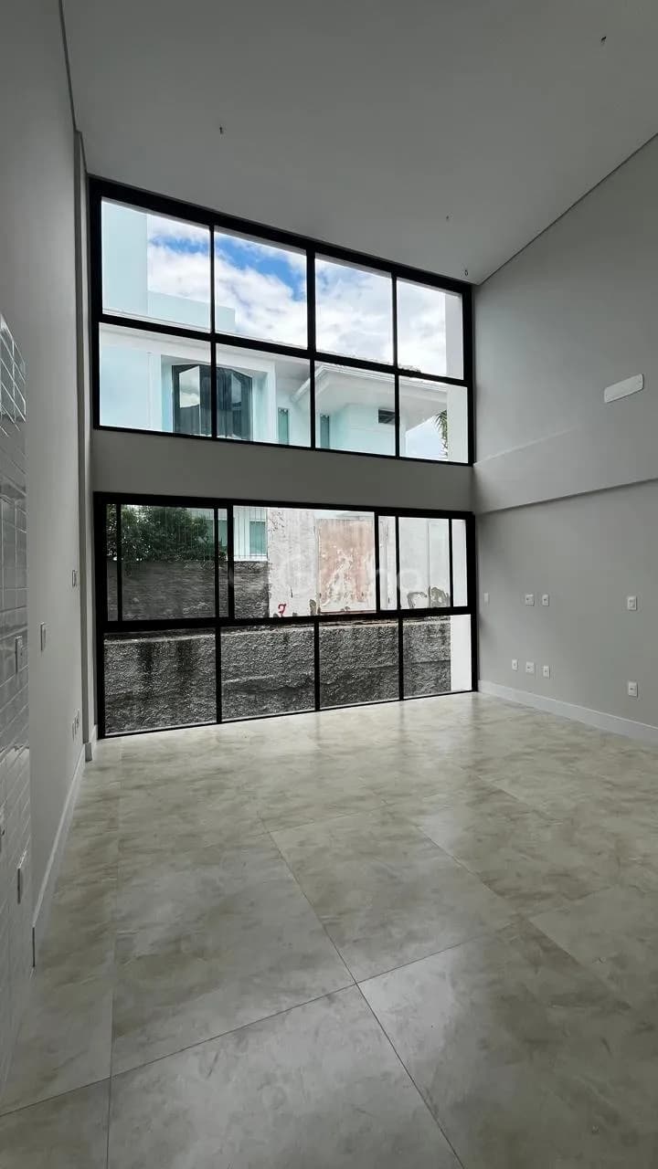 Apartamento para venda com 1 dormitório, em Cacupé com 30 m² — foto 3