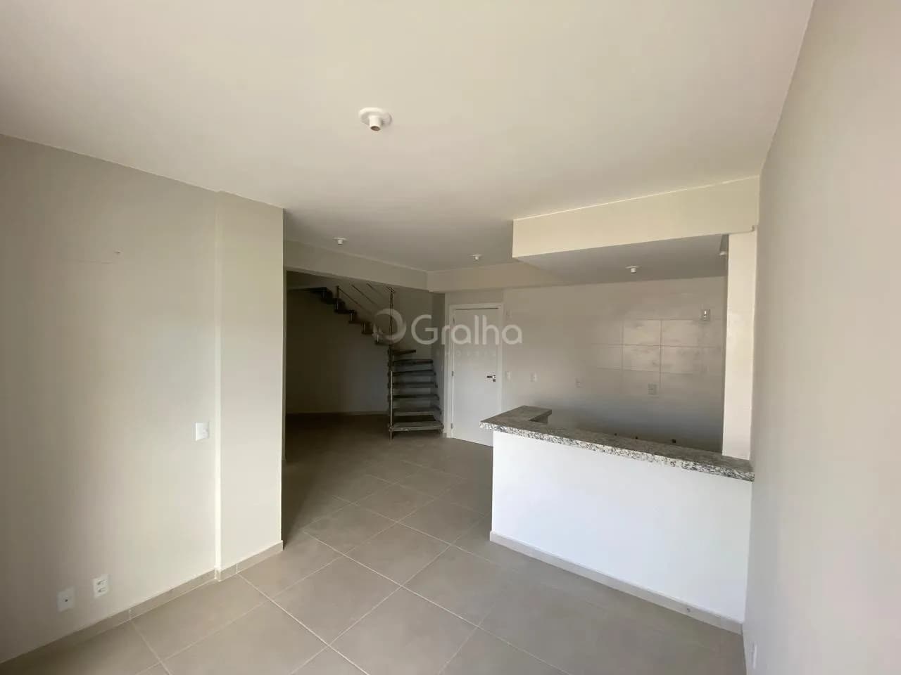 Apartamento duplex para venda com 3 dormitórios em Itacorubi com 93 m² — foto 2