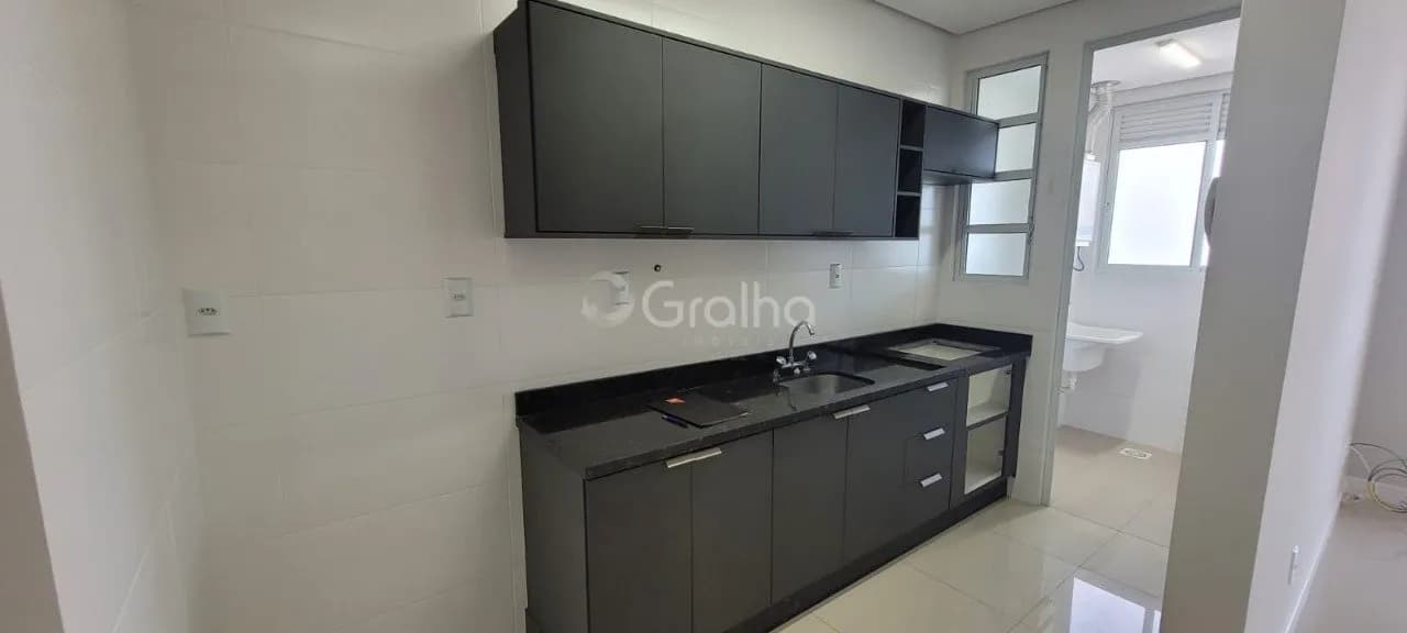 Apartamento para venda com 2 dormitórios em Barreiros com 70 m² — foto 2
