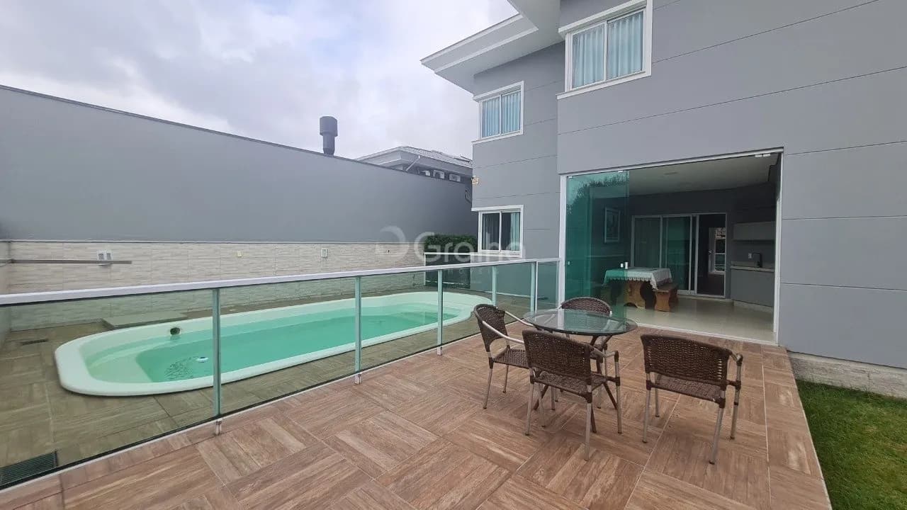 Casa para venda com 4 dormitórios em Pedra Branca com 321 m² — foto principal