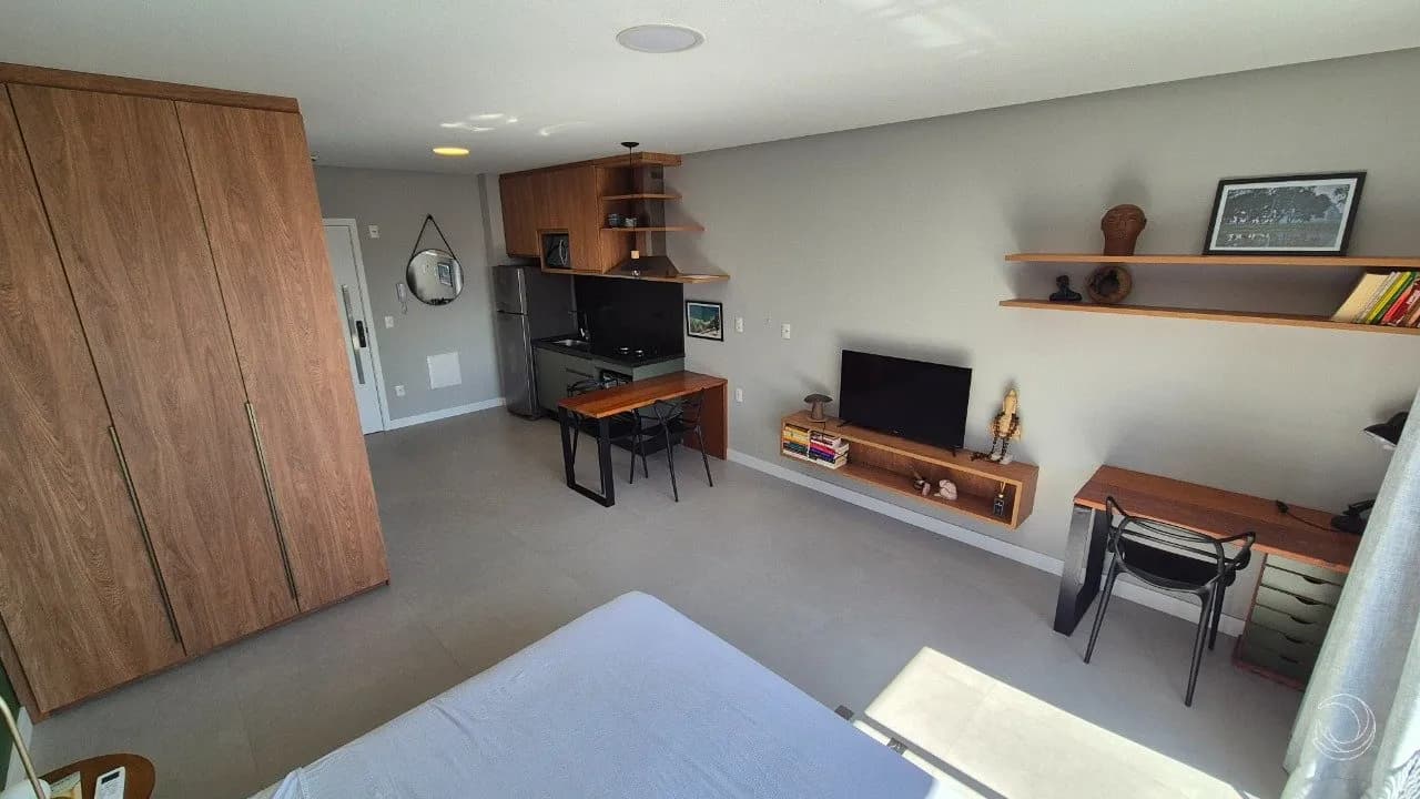 Estúdio para venda com 1 dormitório, em Coqueiros com 38 m² — foto 2