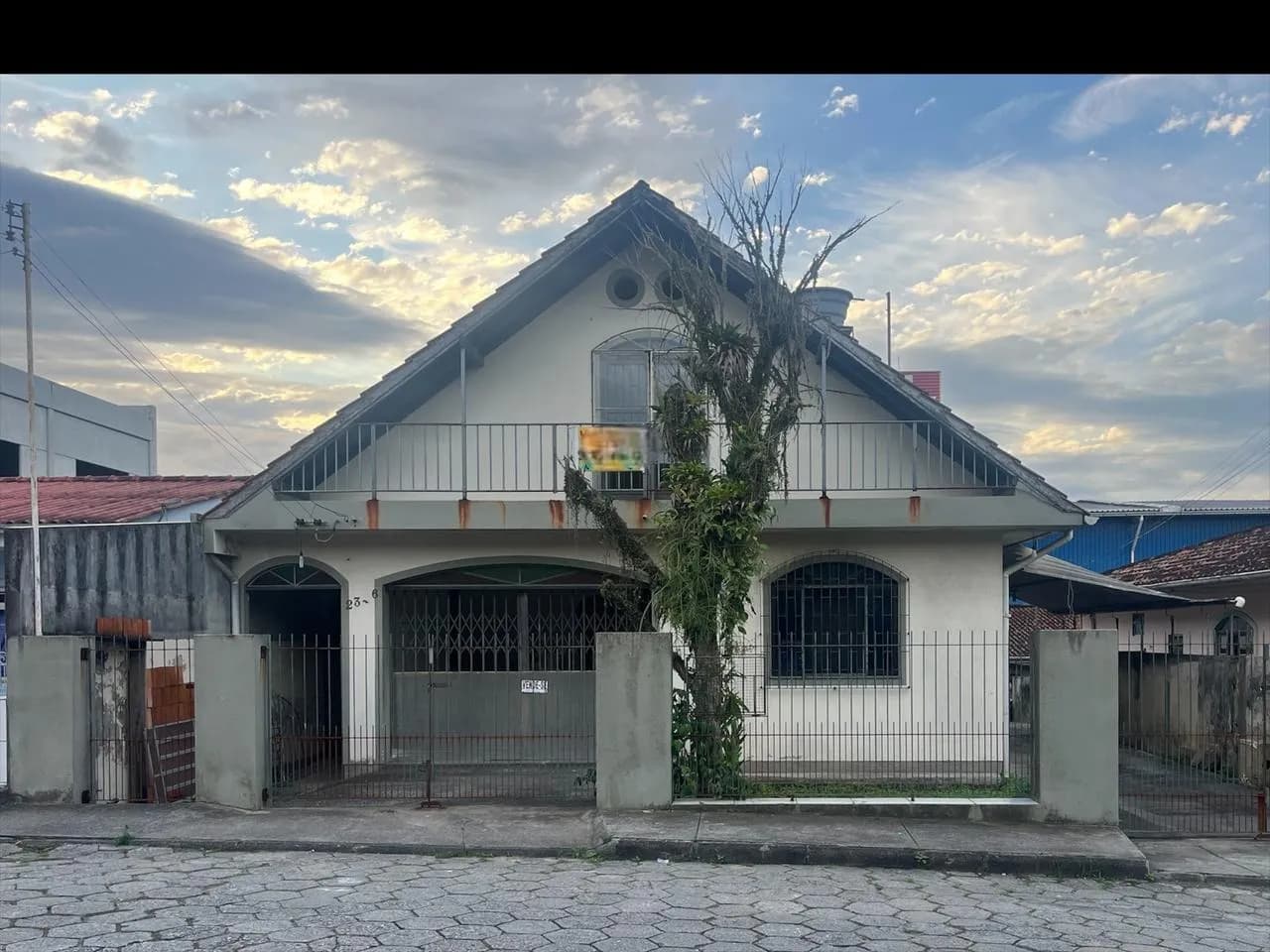 Terreno para venda em Real Parque com 390 m²