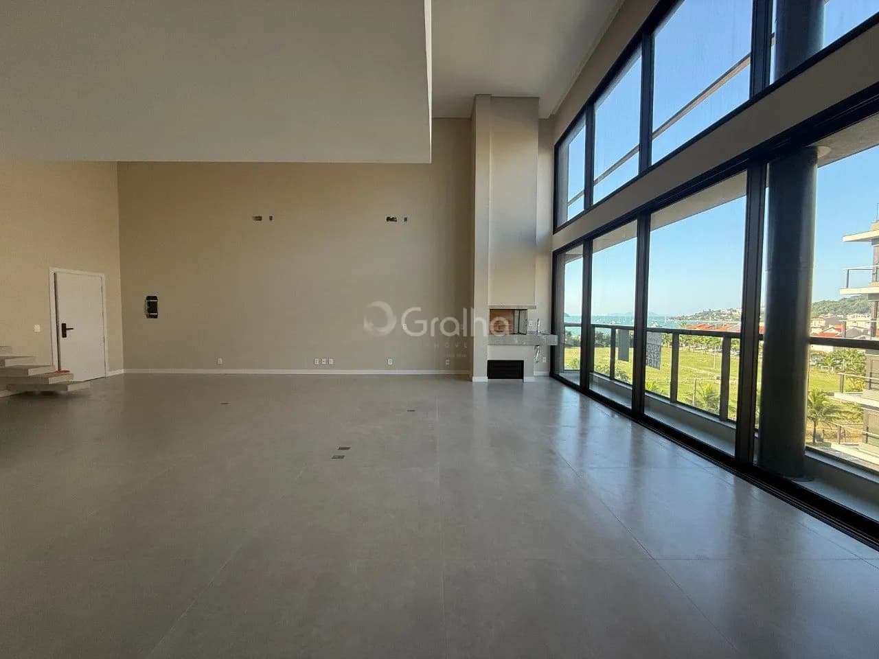 Apartamento duplex para venda com 3 dormitórios em Jurerê com 205 m² — foto principal