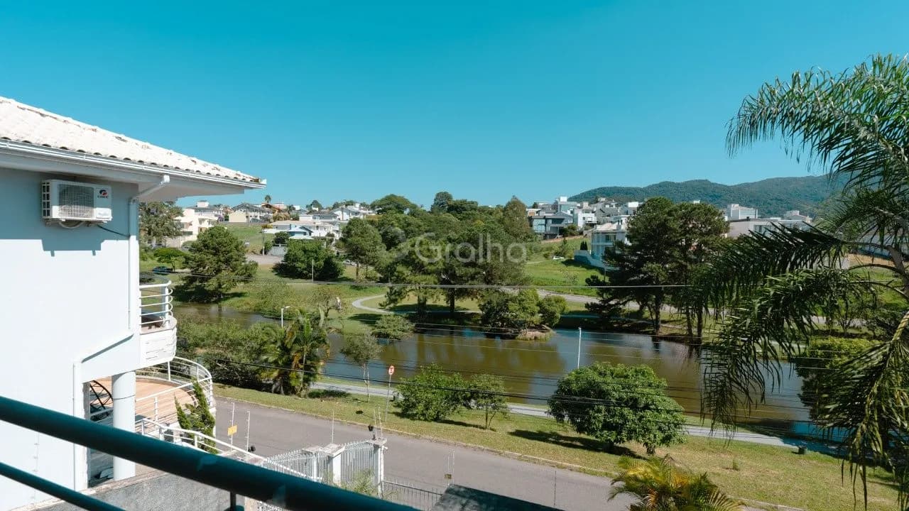 Casa para venda com 3 dormitórios em Pedra Branca com 248 m² — foto principal