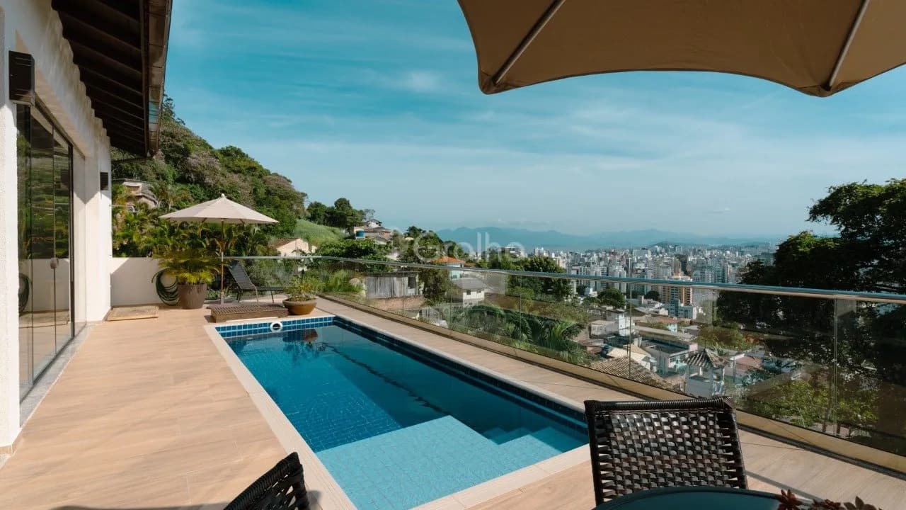 Casa para venda com 4 dormitórios em Centro com 370 m² — foto 5