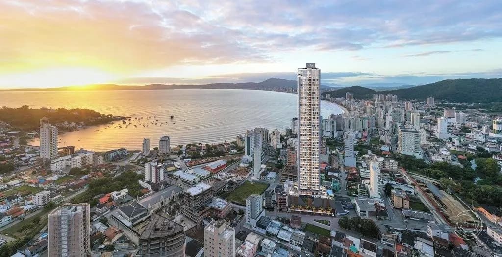 Apartamento para venda com 3 dormitórios em Centro com 143 m² — foto 5