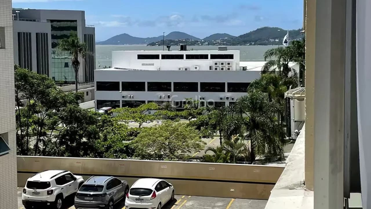 Apartamento para venda com 2 dormitórios em Agronômica com 77 m² — foto 5