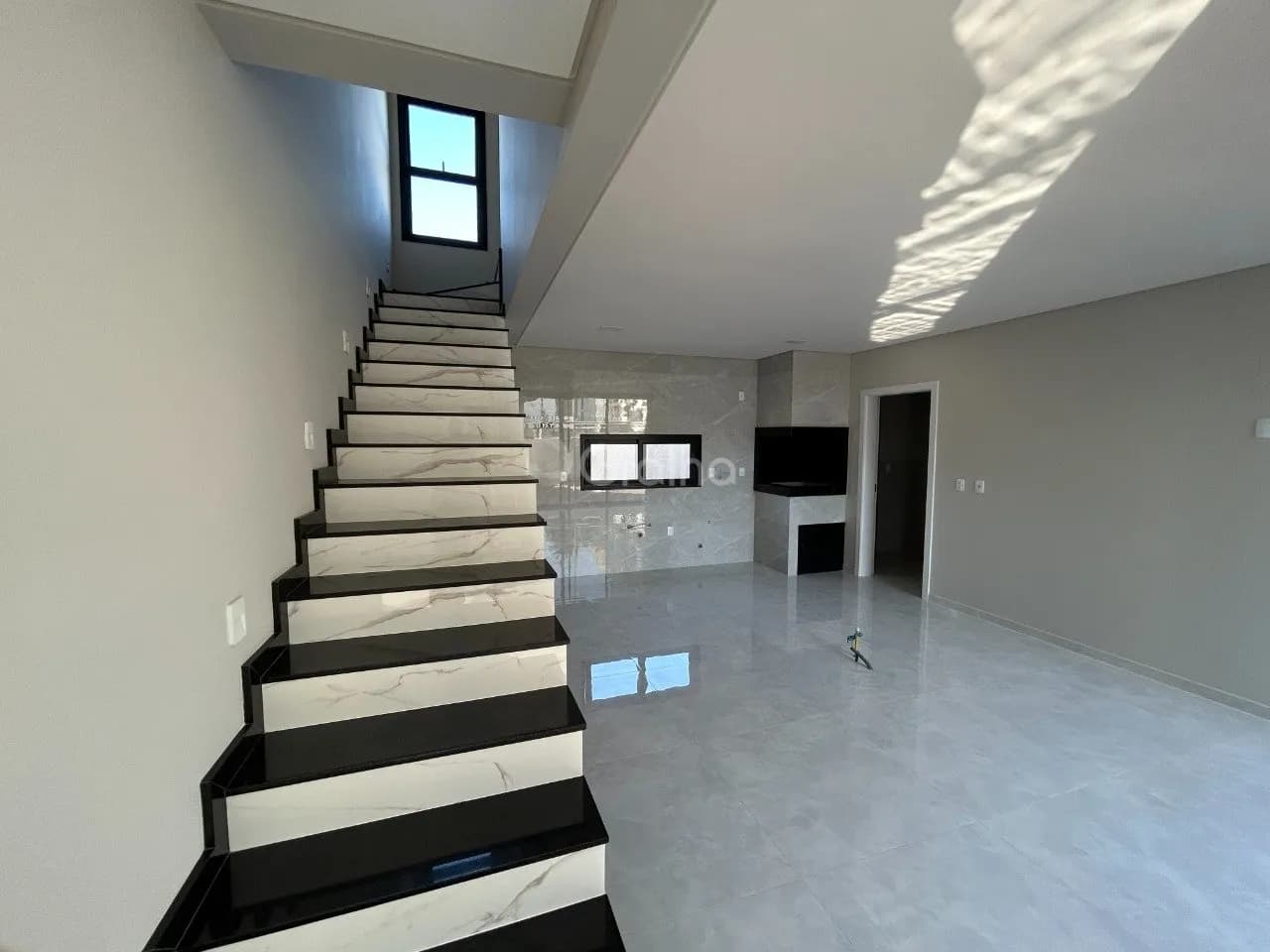 Casa para venda com 3 dormitórios em Ingleses Do Rio Vermelho com 291 m² — foto 3