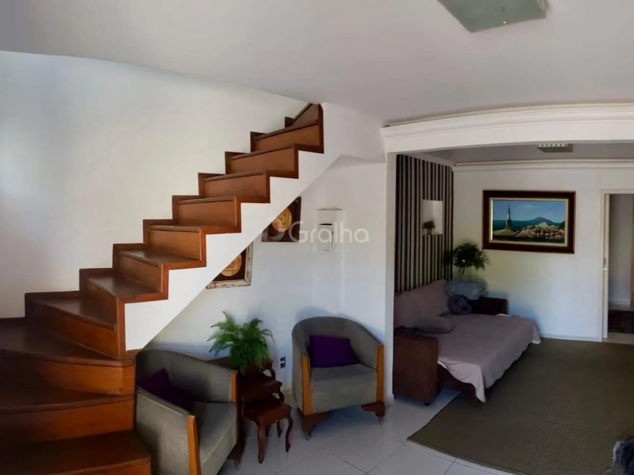 Casa para venda com 4 dormitórios em Vargem Do Bom Jesus com 50 m²