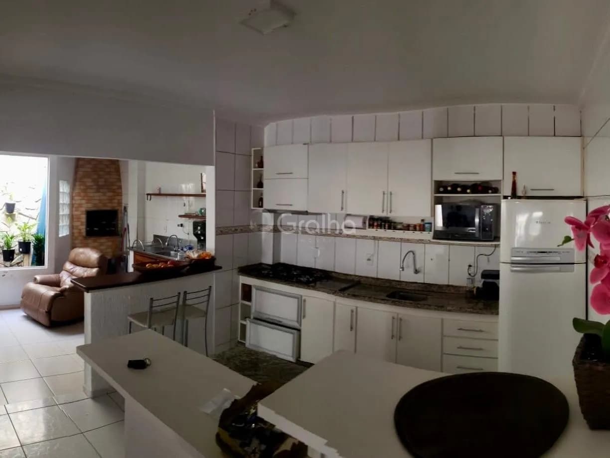 Casa para venda com 4 dormitórios em Vargem Do Bom Jesus com 50 m² — foto 2