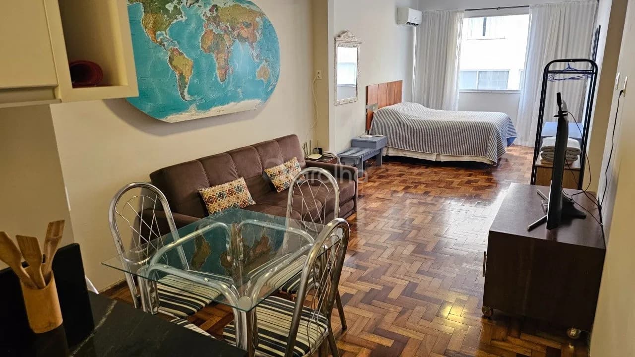 Apartamento para venda com 1 dormitório, em Centro com 42 m² — foto principal