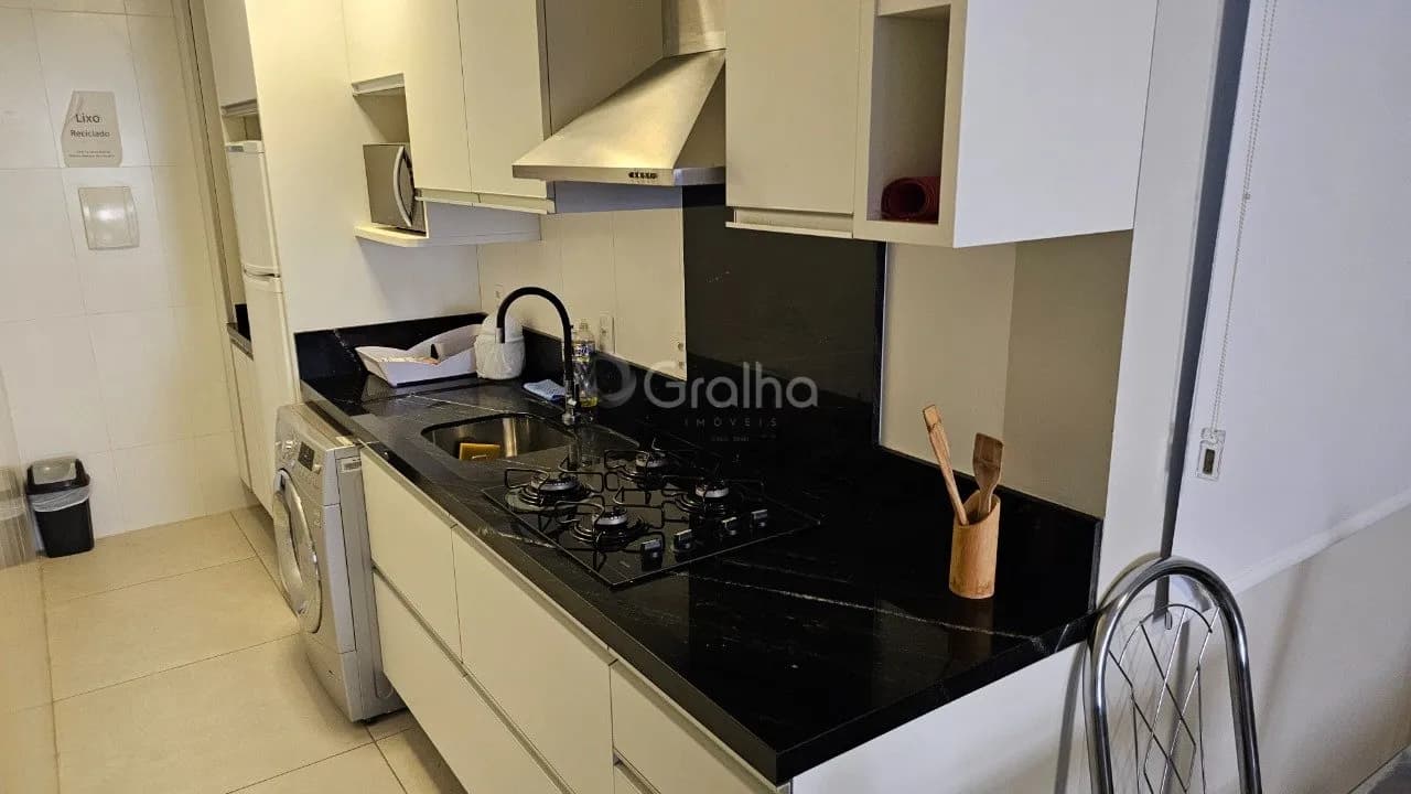 Apartamento para venda com 1 dormitório, em Centro com 42 m² — foto 3