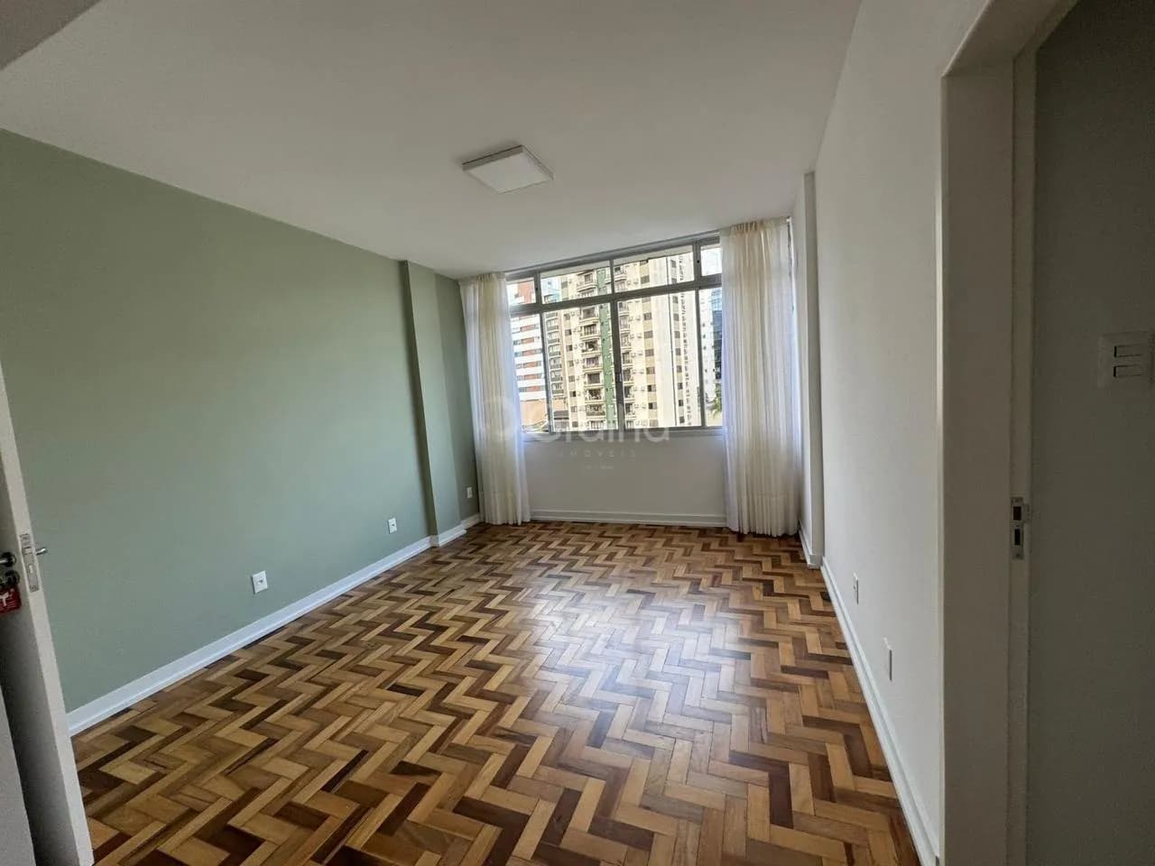 Apartamento para venda com 2 dormitórios em Centro com 71 m² — foto principal