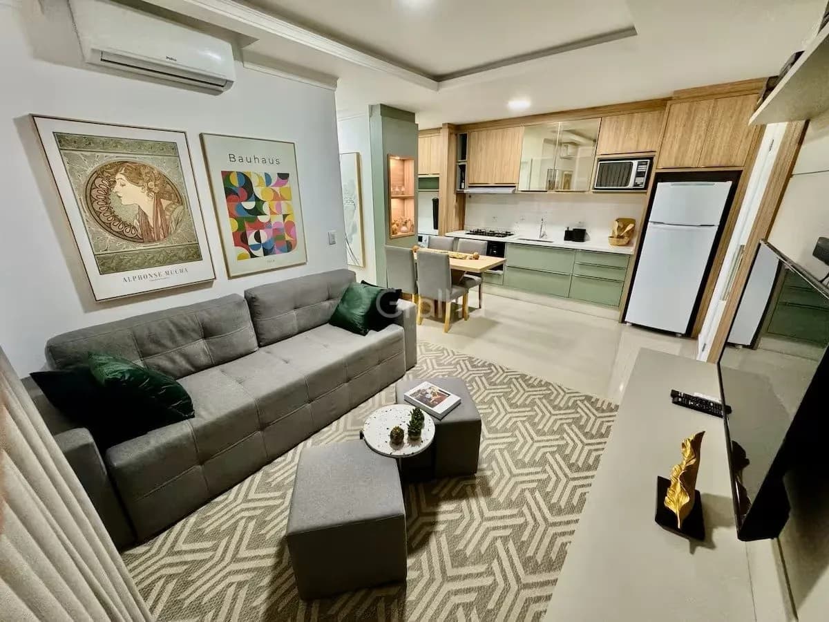 Apartamento para venda com 1 dormitório, em Ingleses Do Rio Vermelho com 56 m² — foto principal