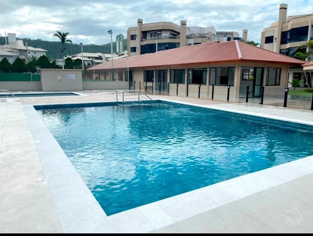 Apartamento para venda com 3 dormitórios em Ingleses Do Rio Vermelho com 100 m² — foto principal