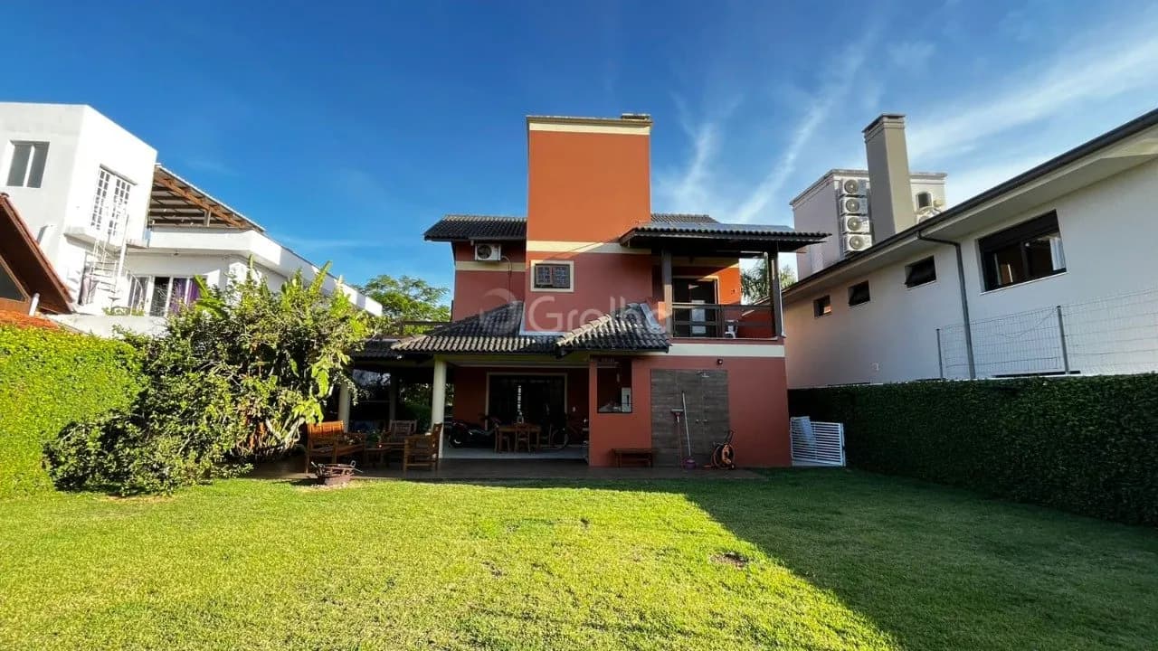 Casa para venda com 3 dormitórios em Jurerê Internacional com 230 m² — foto principal